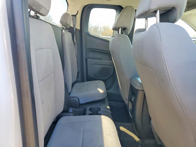 47215106 :رقم المزاد ، 1GCHSBEA4H1288945 vin ، 2017 Chev Colorado مزاد بيع