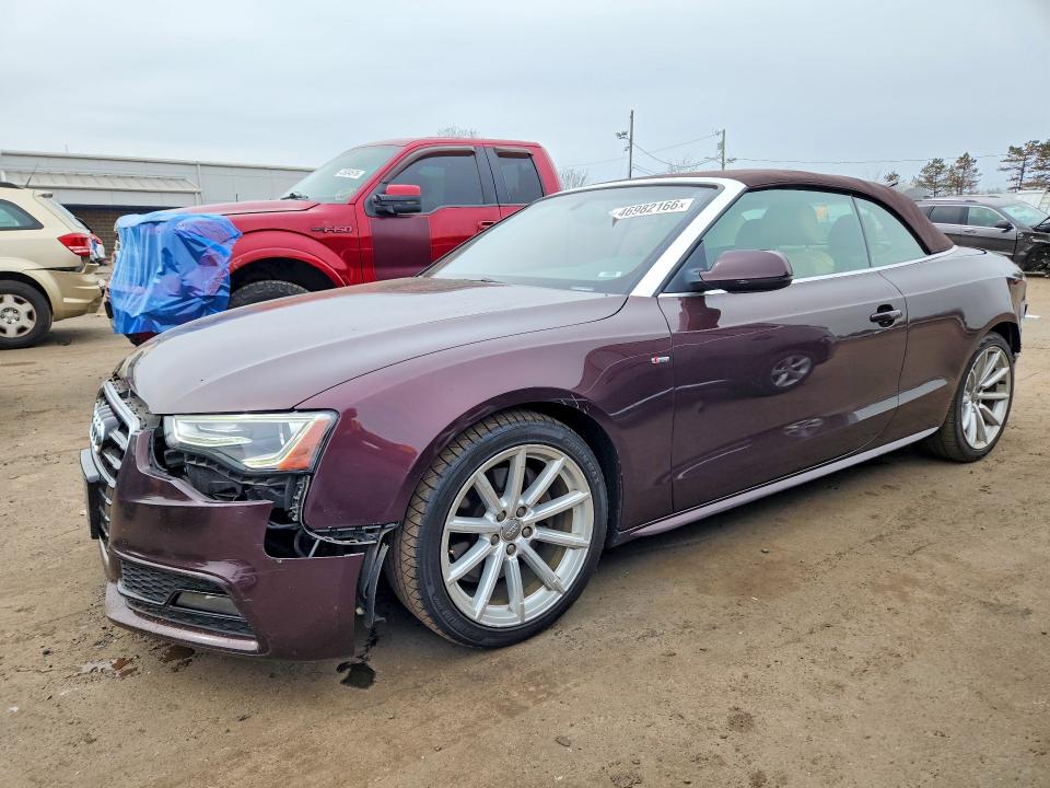 46982166 :رقم المزاد ، WAUMFAFH1FN001704 vin ، 2015 Audi A5 مزاد بيع