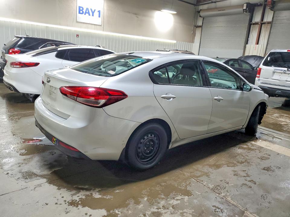 Продаж на аукціоні авто 2017 Kia Forte, vin: 3KPFK4A70HE111075, номер лоту: 46646966