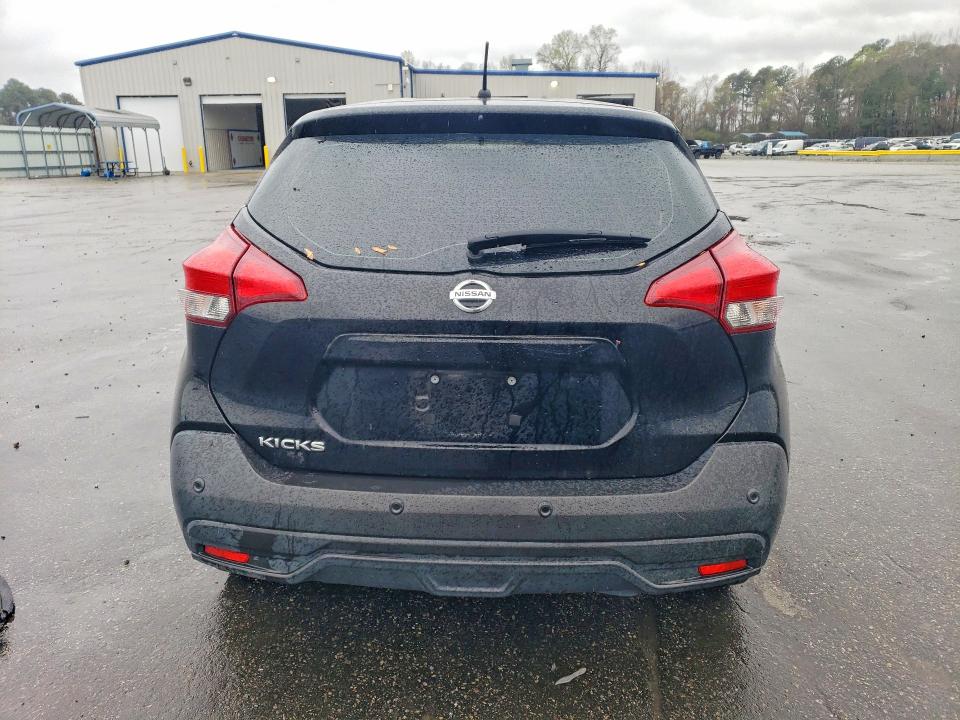 45947026 :رقم المزاد ، 3N1CP5BV6LL508840 vin ، 2020 Nissan Kicks مزاد بيع