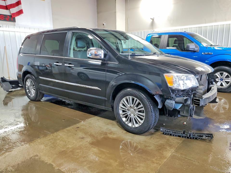 2015 Chrysler Town & Country მანქანა იყიდება აუქციონზე, vin: 2C4RC1CG6FR520280, აუქციონის ნომერი: 47446136