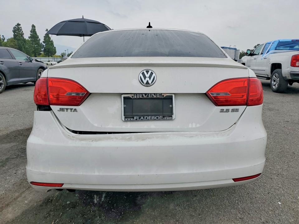 48352676 :رقم المزاد ، 3VWDZ7AJXBM394143 vin ، 2011 Volkswagen Jetta مزاد بيع