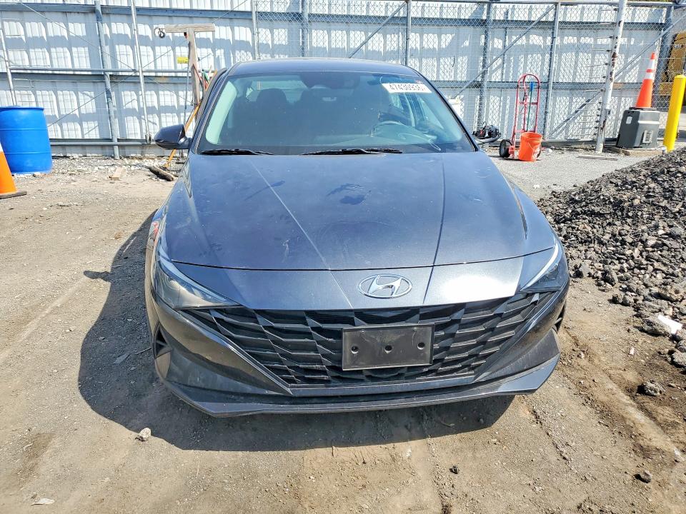 47430936 :رقم المزاد ، 5NPLM4AGXMH008555 vin ، 2021 Hyundai Elantra مزاد بيع
