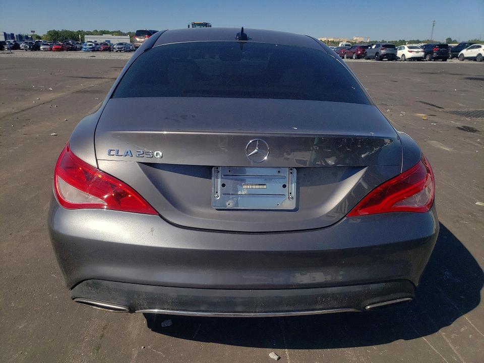 46898766 :رقم المزاد ، WDDSJ4EB0HN400118 vin ، 2017 Mercedes-benz Cla مزاد بيع