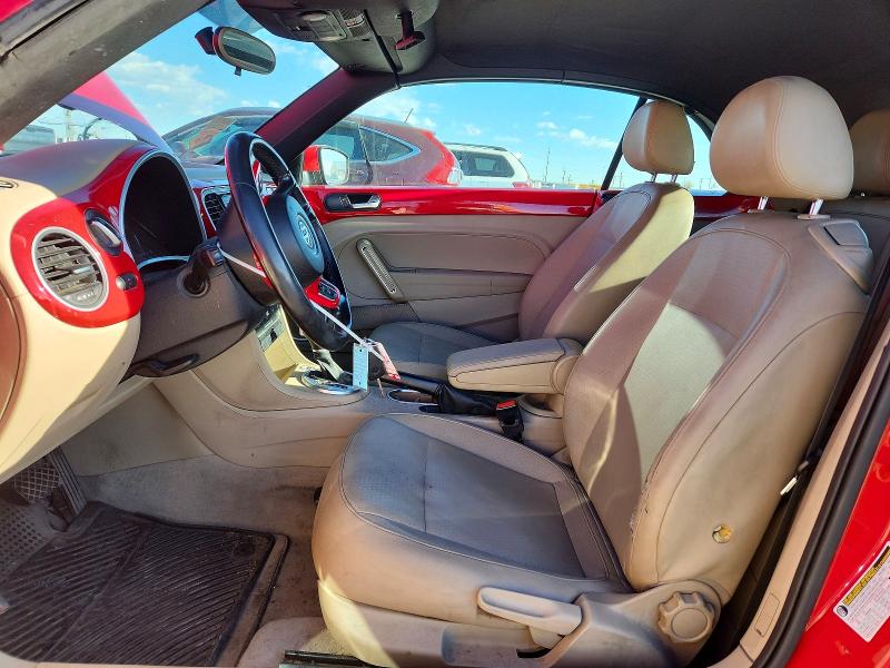 Продажа на аукционе авто 2015 Volkswagen Beetle, vin: 3VW517AT9FM802750, номер лота: 47552936