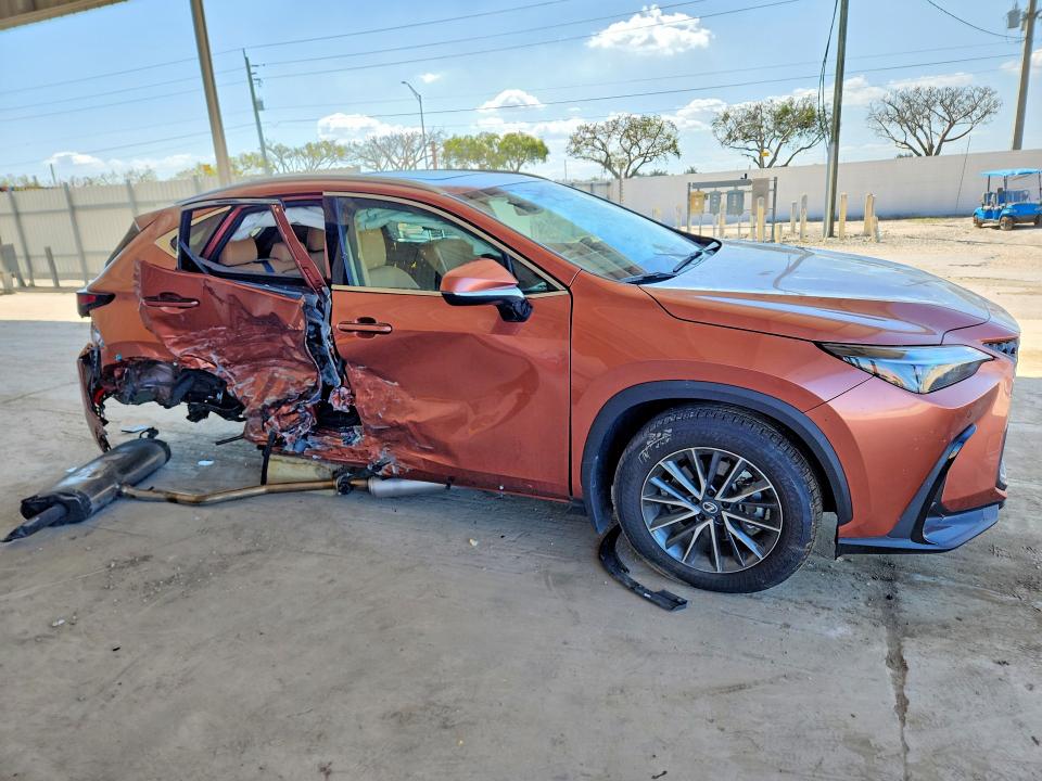 2026 Lexus Nx 350 მანქანა იყიდება აუქციონზე, vin: 2T2AGCEZ7TC105715, აუქციონის ნომერი: 47210906