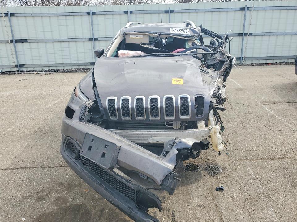 Продаж на аукціоні авто 2018 Jeep Cherokee, vin: 1C4PJMLBXJD506395, номер лоту: 41822976