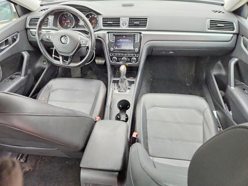 79828595 :رقم المزاد ، 1VWDT7A32HC033289 vin ، 2017 Volkswagen Passat مزاد بيع