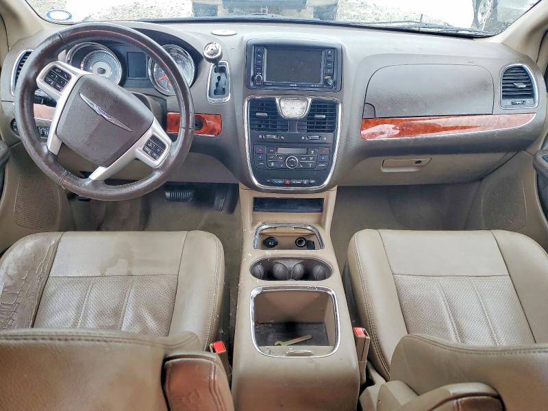 2015 Chrysler Town & Country მანქანა იყიდება აუქციონზე, vin: 2C4RC1CG9FR743431, აუქციონის ნომერი: 75407125