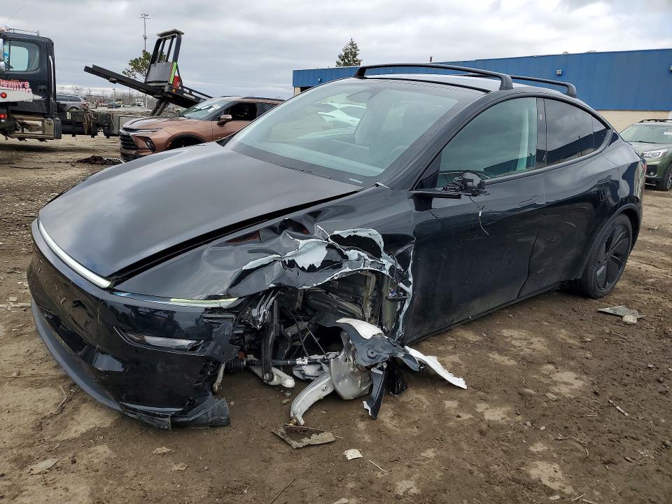 46268876 :رقم المزاد ، 7SAYGDEE7TA490906 vin ، 2026 Tesla Model Y مزاد بيع