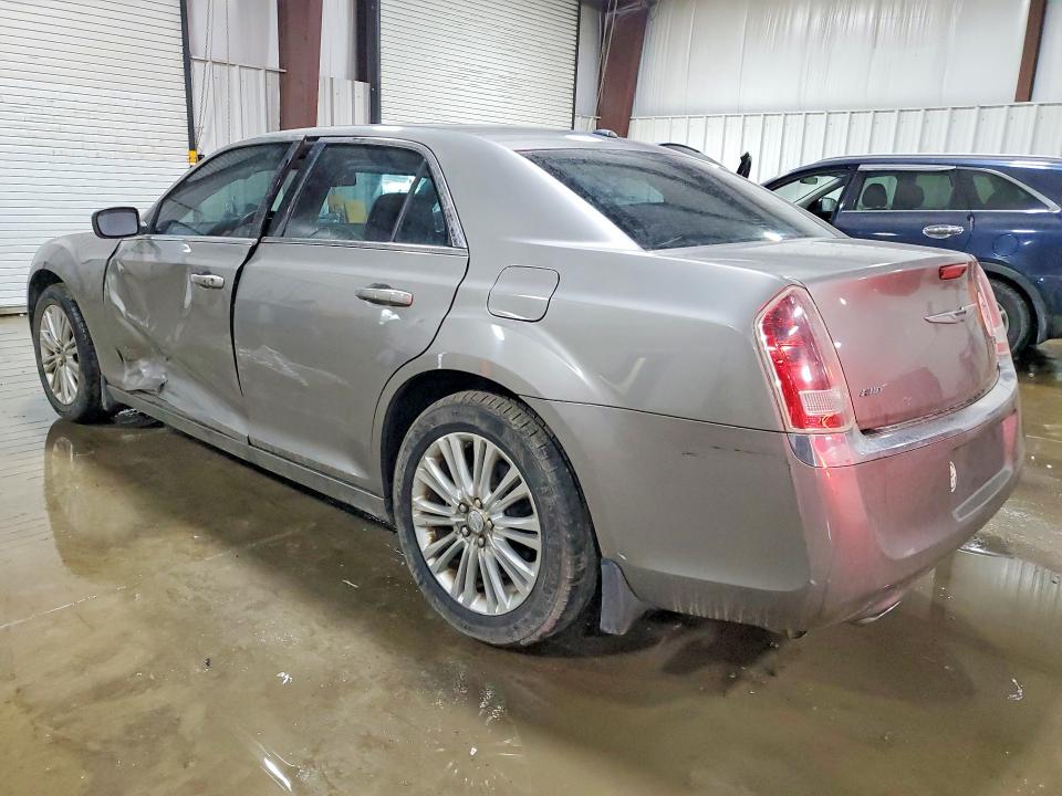 2014 Chrysler 300 მანქანა იყიდება აუქციონზე, vin: 2C3CCARG4EH214359, აუქციონის ნომერი: 41795496