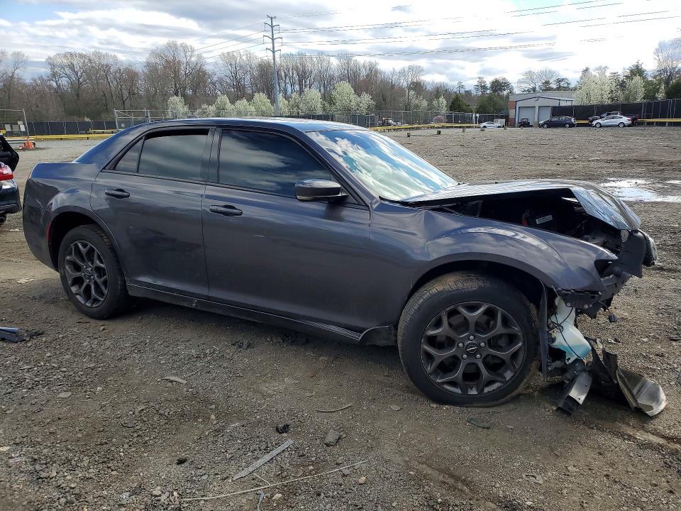 Продаж на аукціоні авто 2018 Chrysler 300, vin: 2C3CCAGGXJH118166, номер лоту: 47465616