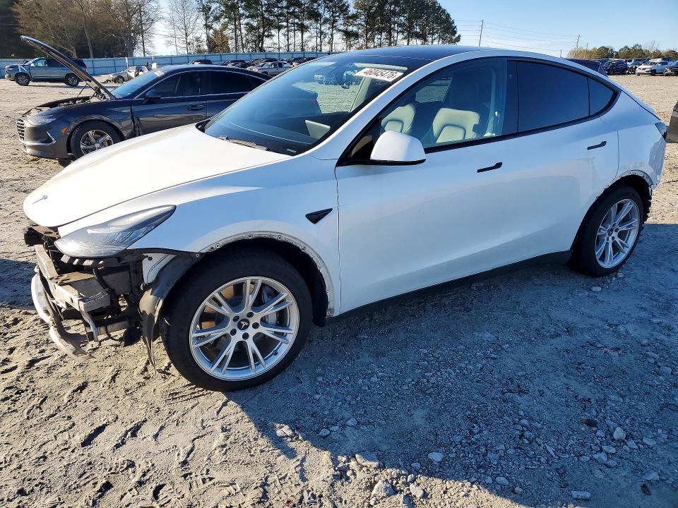 Продажа на аукционе авто 2021 Tesla Model Y, vin: 5YJYGDEE6MF064027, номер лота: 46045476