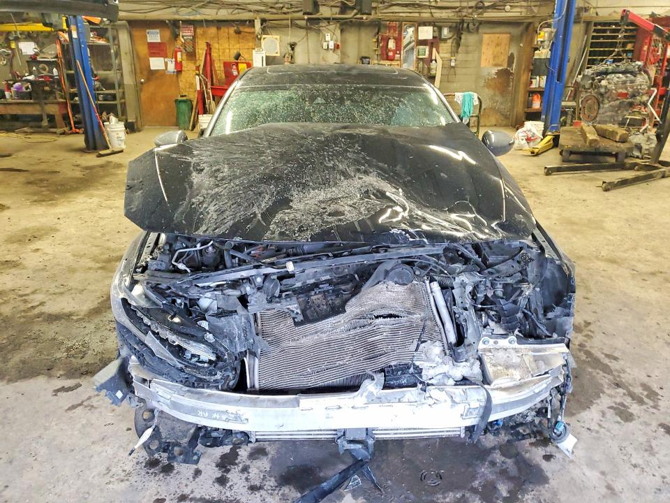 47405486 :رقم المزاد ، 1HGCV1F35LA803425 vin ، 2020 Honda Accord مزاد بيع