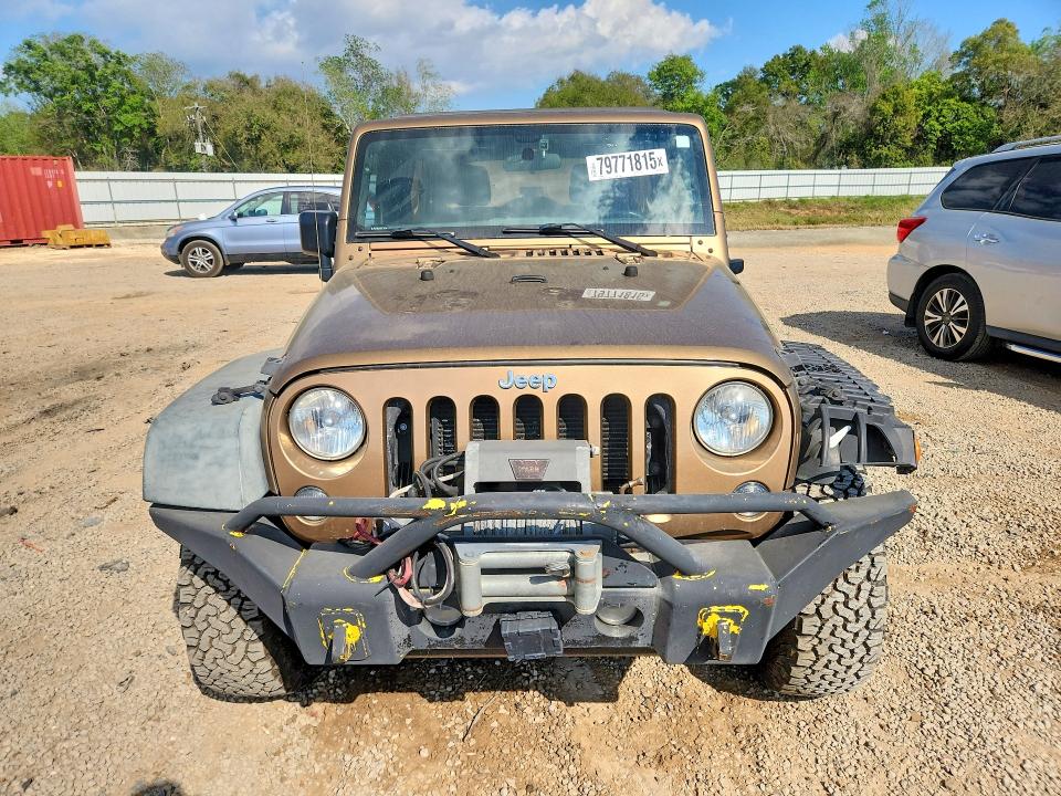 Auction sale of the 2015 Jeep Wrangler Unlimited, vin: 1C4BJWDG3FL654496, lot number: 79771815
