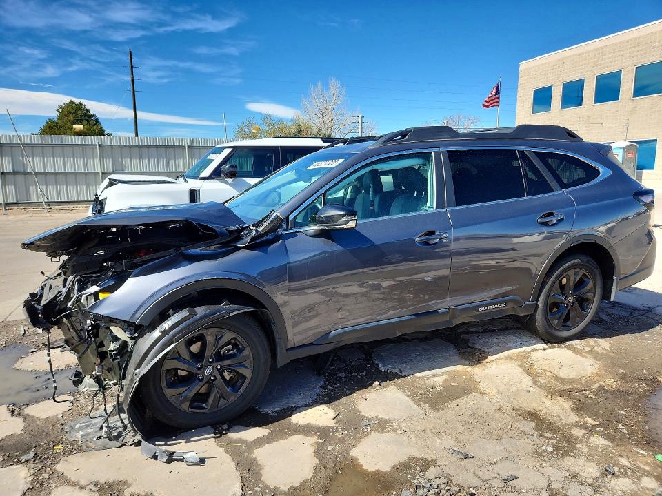 46521386 :رقم المزاد ، 4S4BTGLD1M3165160 vin ، 2021 Subaru Outback مزاد بيع