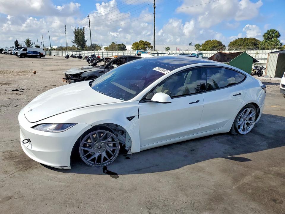 2025 Tesla Model 3 მანქანა იყიდება აუქციონზე, vin: 5YJ3E1EBXSF900309, აუქციონის ნომერი: 79523495