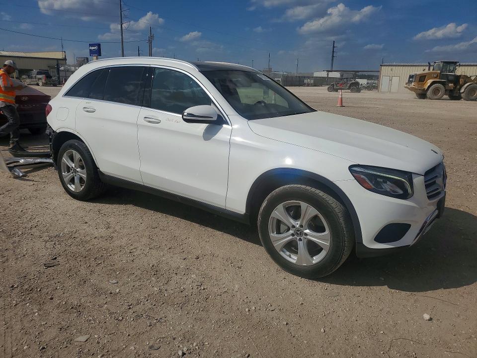 47972686 :رقم المزاد ، WDC0G4JB3JV101745 vin ، 2018 Mercedes-benz Glc مزاد بيع