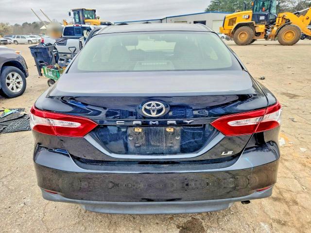 79529385 :رقم المزاد ، JTNB11HK9J3015142 vin ، 2018 Toyota Camry مزاد بيع