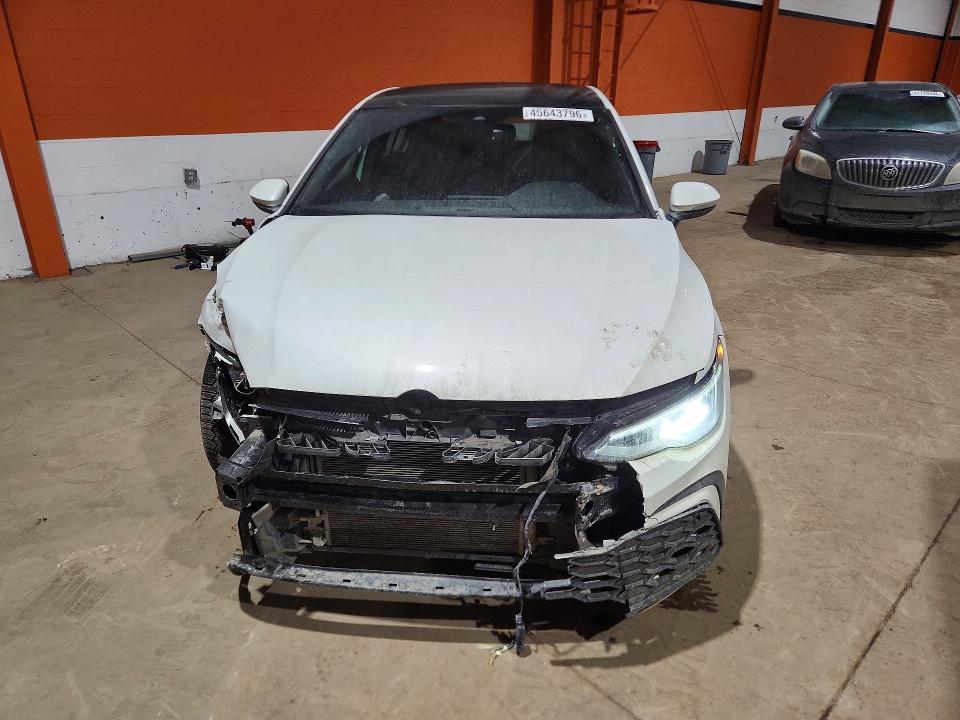 2022 Volkswagen Gti მანქანა იყიდება აუქციონზე, vin: WVWR87CDXNW201674, აუქციონის ნომერი: 45643796