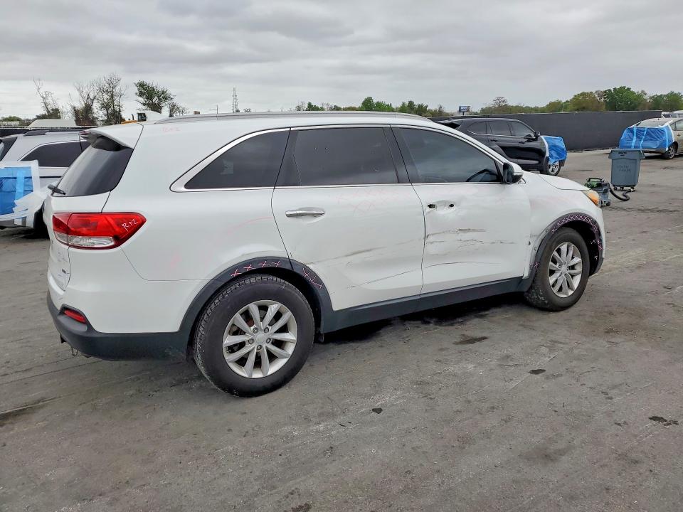 Продаж на аукціоні авто 2018 Kia Sorento, vin: 5XYPG4A38JG401947, номер лоту: 42062626