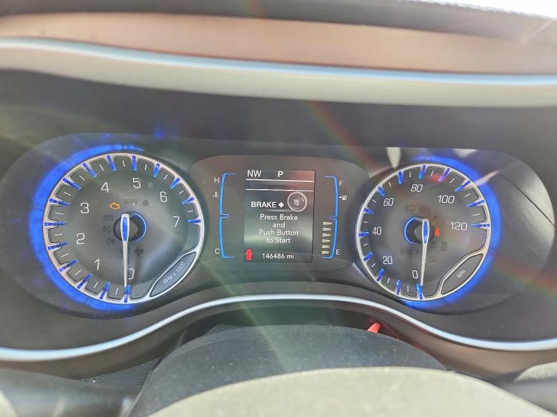 41870386 :رقم المزاد ، 2C4RC1BG5HR782134 vin ، 2017 Chrysler Pacifica مزاد بيع