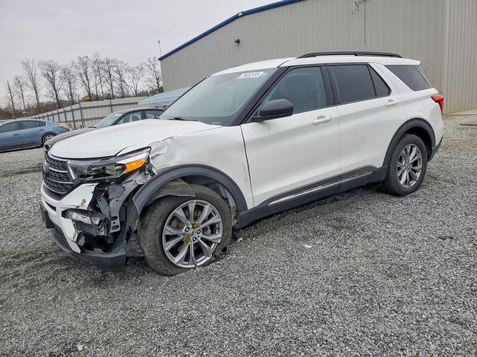 Auction sale of the 2022 Ford Explorer, vin: 1FMSK8DH5NGB10375, lot number: 79452135
