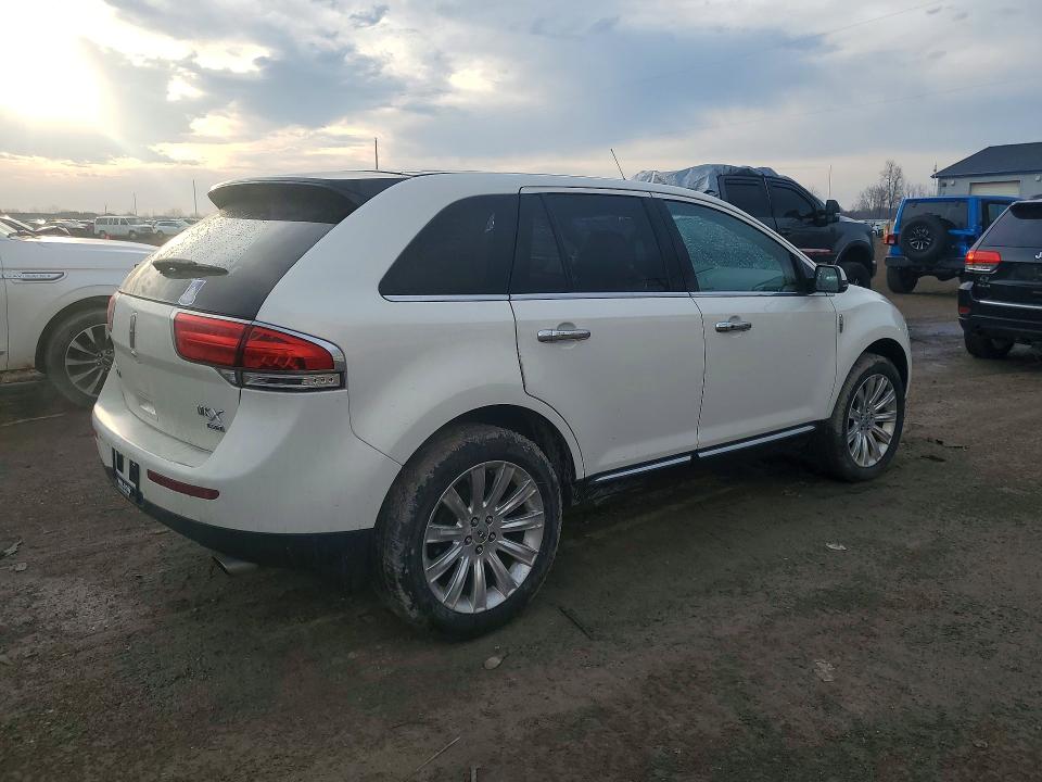 47910016 :رقم المزاد ، 2LMDJ8JK5DBL05687 vin ، 2013 Lincoln Mkx مزاد بيع