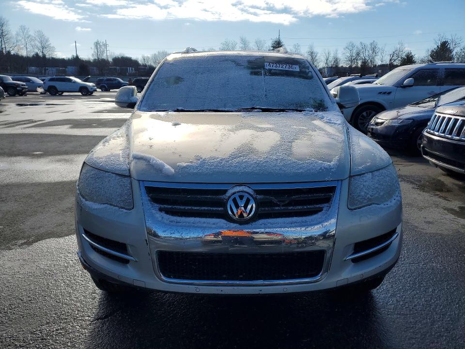 2008 Volkswagen Touareg 2 მანქანა იყიდება აუქციონზე, vin: WVGBE77L58D004211, აუქციონის ნომერი: 47372736
