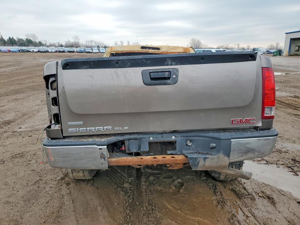 42021916 :رقم المزاد ، 1GTR2VE71CZ243904 vin ، 2012 Gmc Sierra مزاد بيع