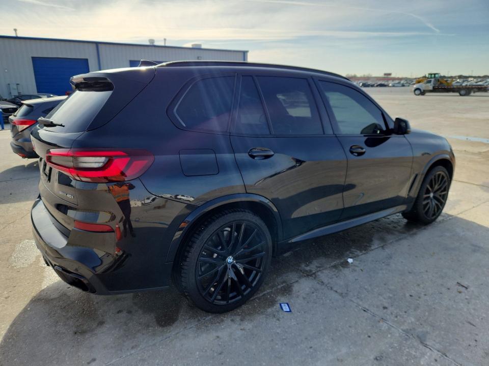 46033956 :رقم المزاد ، 5UXCR4C0XM9F89681 vin ، 2021 Bmw X5 مزاد بيع