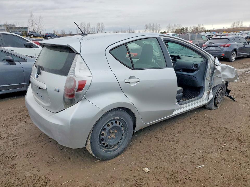 45737396 :رقم المزاد ، JTDKDTB37D1540208 vin ، 2013 Toyota Prius C مزاد بيع