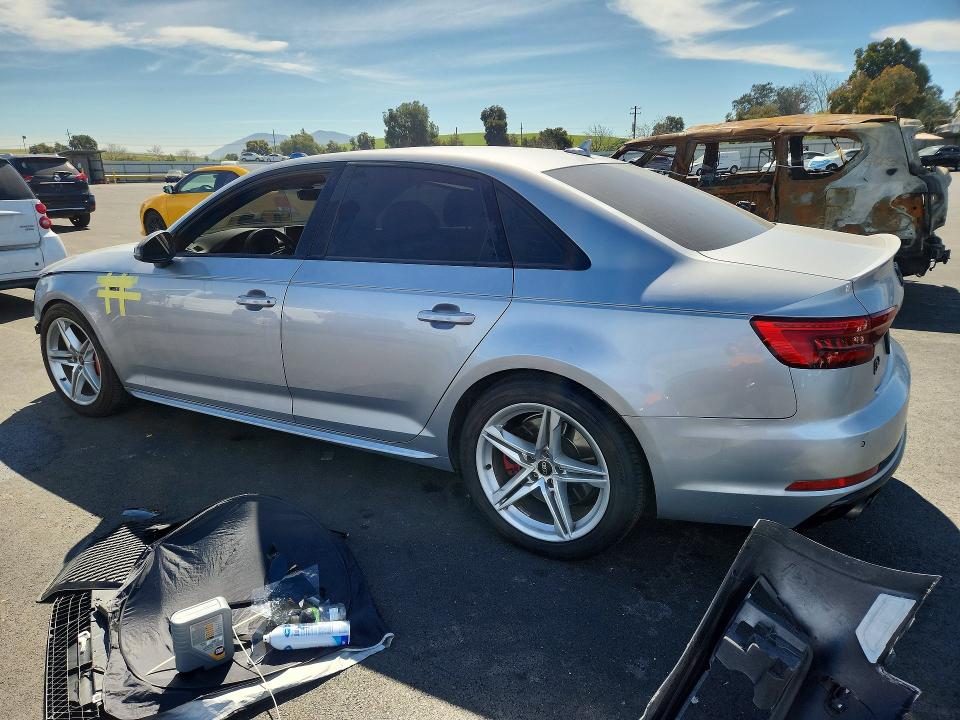 Продаж на аукціоні авто 2018 Audi S4, vin: WAUB4AF44JA113455, номер лоту: 46860896