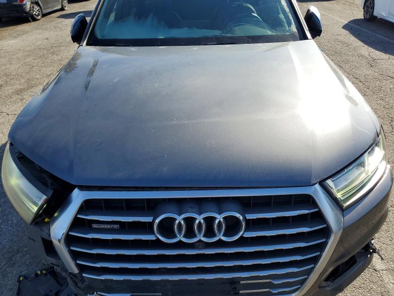 Продажа на аукционе авто 2019 Audi Q7, vin: WA1LHAF74KD035520, номер лота: 79543735