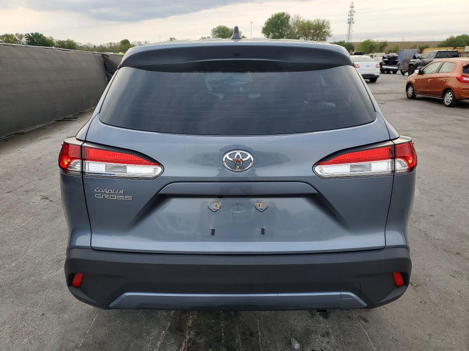 Продажа на аукционе авто 2022 Toyota Corolla Cross, vin: 7MUAAAAG2NV033689, номер лота: 46295886