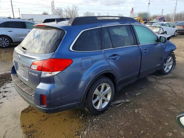 2014 Subaru Outback მანქანა იყიდება აუქციონზე, vin: 4S4BRCMC4E3290541, აუქციონის ნომერი: 47370156