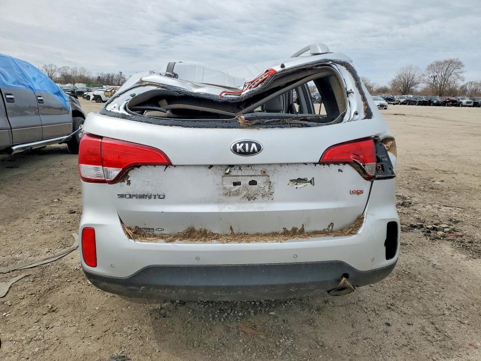 46420696 :رقم المزاد ، 5XYKTCA63FG552096 vin ، 2015 Kia Sorento مزاد بيع
