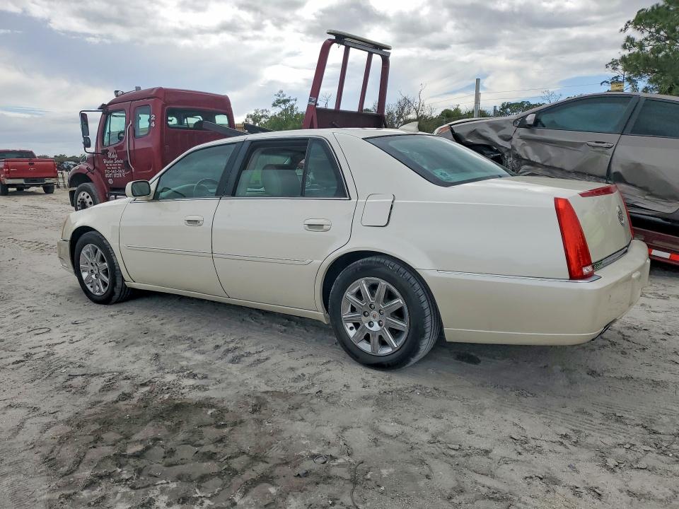 2011 Cadillac Dts მანქანა იყიდება აუქციონზე, vin: 1G6KH5E66BU136580, აუქციონის ნომერი: 47056566