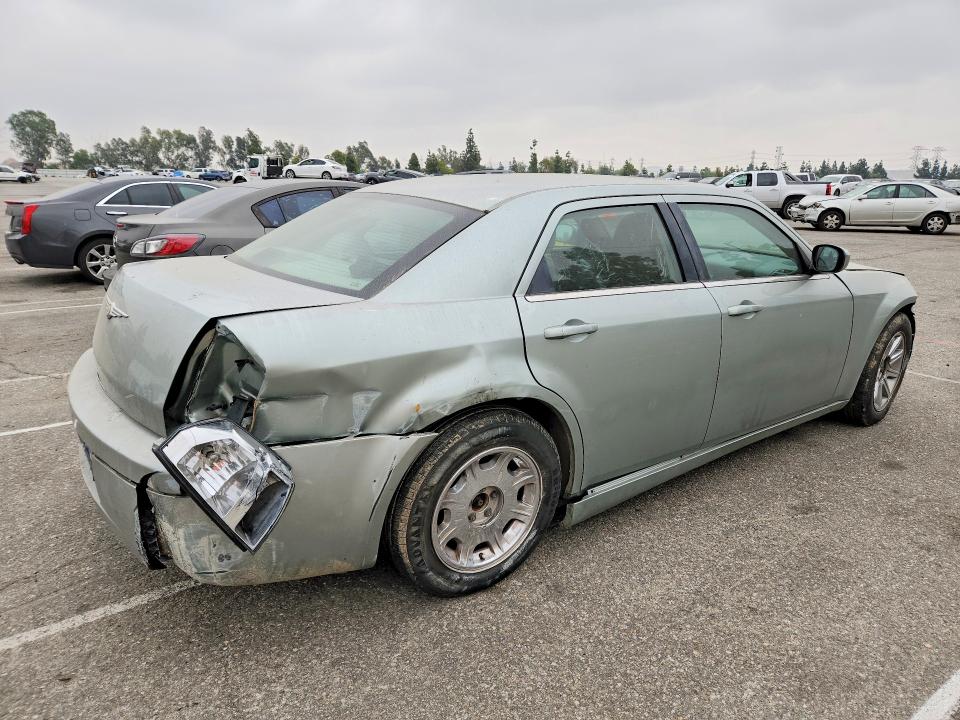 2006 Chrysler 300 მანქანა იყიდება აუქციონზე, vin: 2C3KA53GX6H146121, აუქციონის ნომერი: 48254666