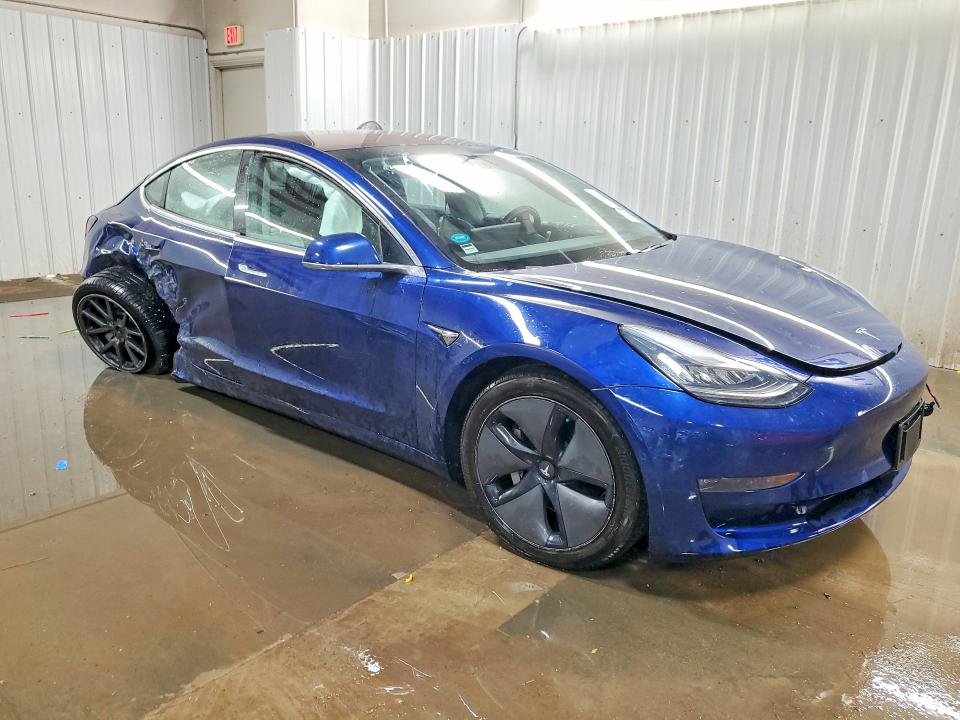 2018 Tesla Model 3 მანქანა იყიდება აუქციონზე, vin: 5YJ3E1EB6JF064559, აუქციონის ნომერი: 45647016