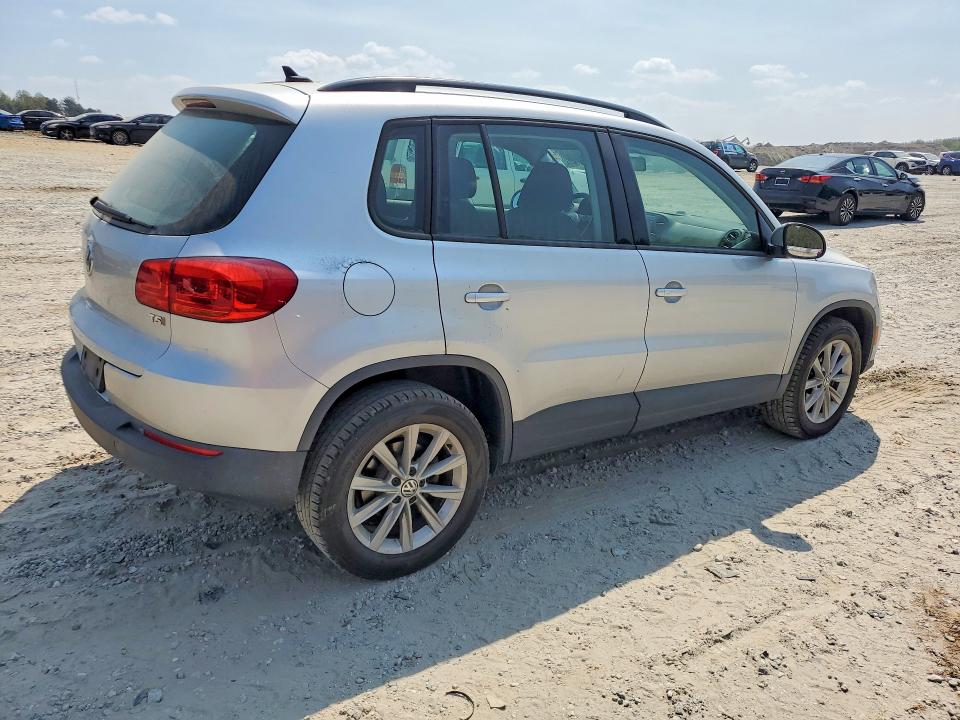 Aukcja sprzedaży 2018 Volkswagen Tiguan Limited, vin: WVGAV7AX9JK001644, numer aukcji: 46851256