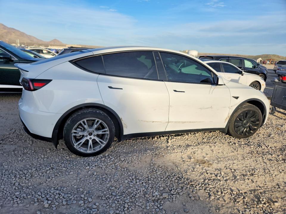 Продажа на аукционе авто 2022 Tesla Model Y, vin: 7SAYGDEE2NF361123, номер лота: 47278776