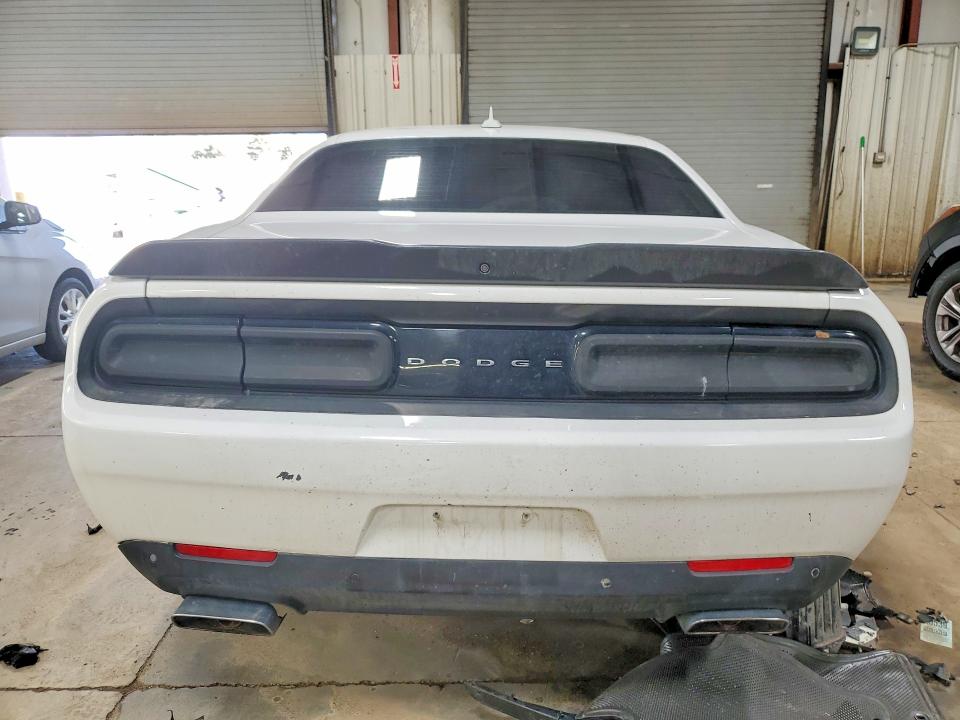 2016 Dodge Challenger მანქანა იყიდება აუქციონზე, vin: 2C3CDZBT7GH232599, აუქციონის ნომერი: 41701506
