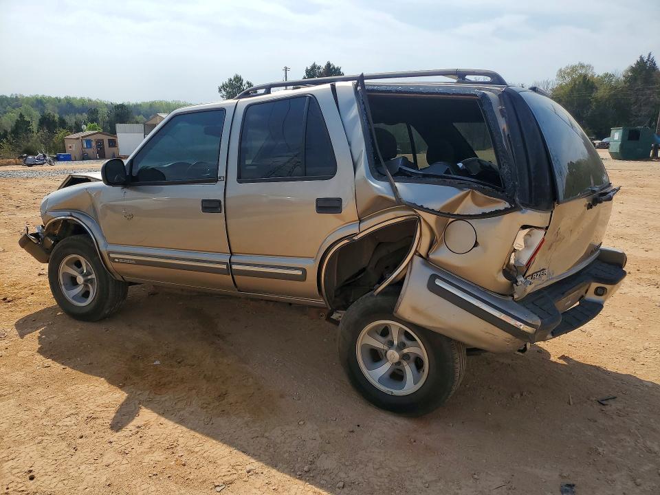 46471636 :رقم المزاد ، 1GNCS13W1W2292310 vin ، 1998 Chevrolet Blazer مزاد بيع