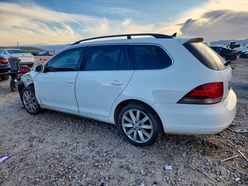 Продажа на аукционе авто 2014 Volkswagen Jetta, vin: 3VWPL7AJ4EM610992, номер лота: 79648265