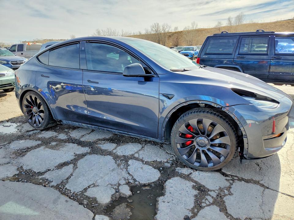 Продажа на аукционе авто 2023 Tesla Model Y, vin: 7SAYGDEF3PF863294, номер лота: 46341446