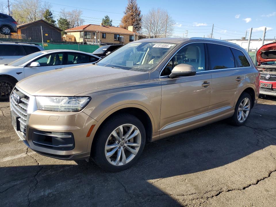 2019 Audi Q7 მანქანა იყიდება აუქციონზე, vin: WA1LHAF71KD018500, აუქციონის ნომერი: 47015086