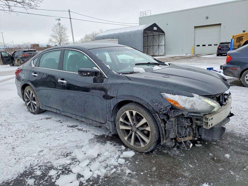 2017 Nissan Altima მანქანა იყიდება აუქციონზე, vin: 1N4AL3AP5HN329368, აუქციონის ნომერი: 46453066