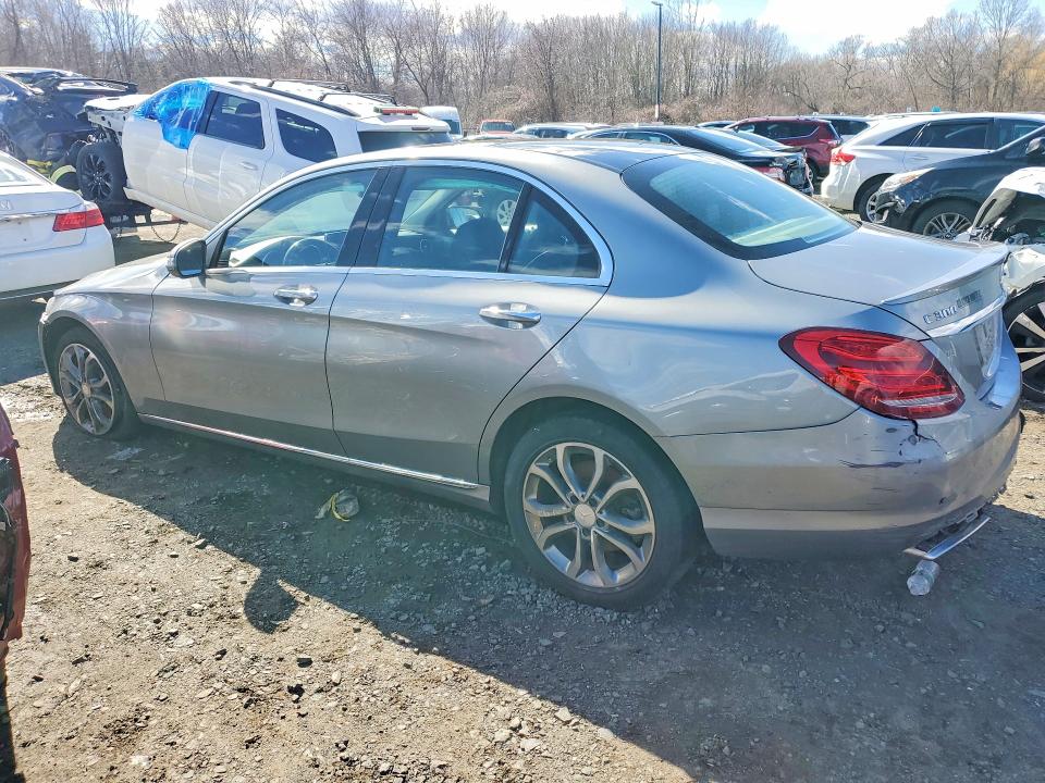 41994286 :رقم المزاد ، 55SWF4KB7GU115848 vin ، 2016 Mercedes-benz C مزاد بيع