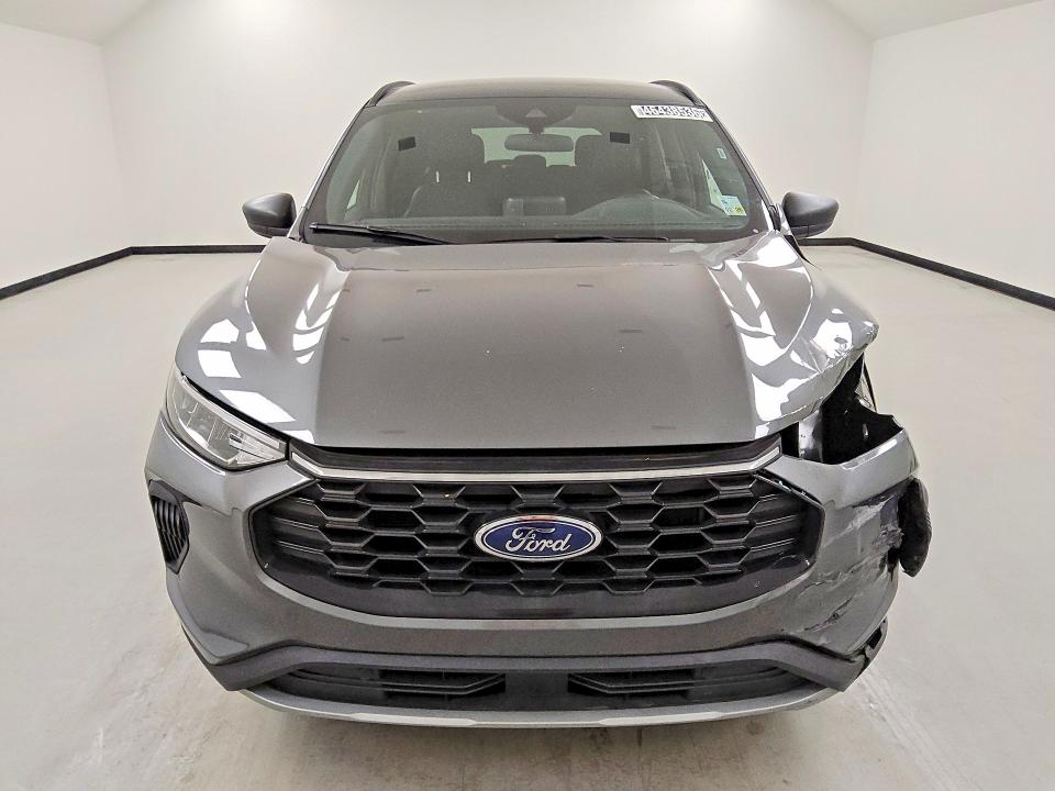 2025 Ford Escape მანქანა იყიდება აუქციონზე, vin: 1FMCU0MNXSUA62052, აუქციონის ნომერი: 46438536